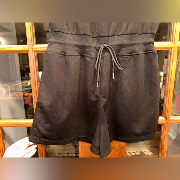 NWOT Ofeefan‎ Black Sleeveless Luxurious Size Large Romper - Picture 2 of 8